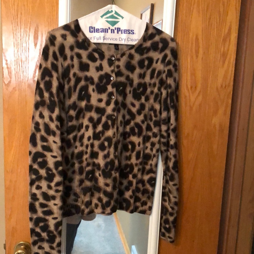 Apt 9 Cashmere sweater size M